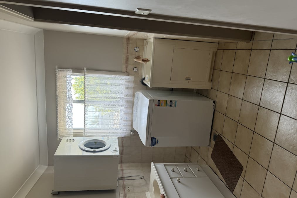 33 Victoria Street, Parkes, NSW, 2870 - Image 8