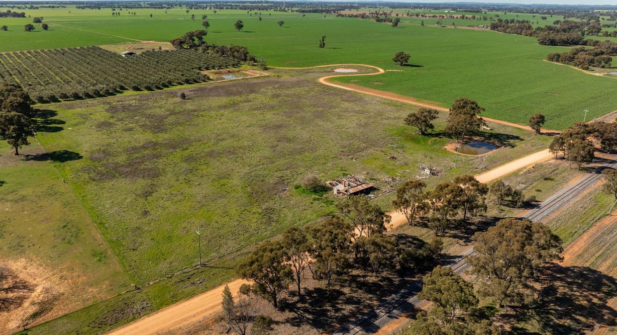 151 Erin Vale Lane, Milbrulong, NSW, 2656 - Image 2