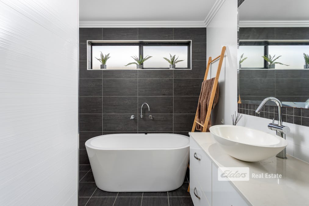 1 Melaleuca Drive, College Grove, WA, 6230 - Image 18