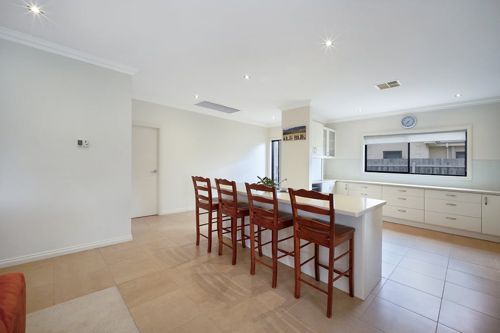 41 Tatlock Street, Hamilton, VIC, 3300 - Image 6