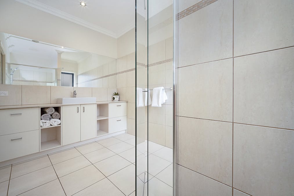 41 Tatlock Street, Hamilton, VIC, 3300 - Image 9