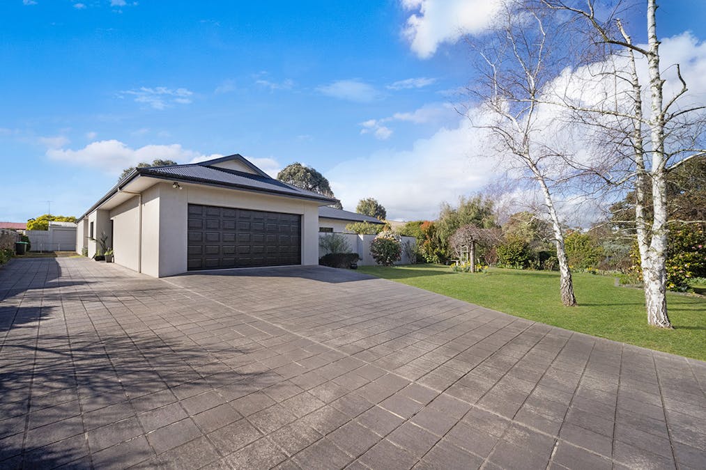 41 Tatlock Street, Hamilton, VIC, 3300 - Image 16