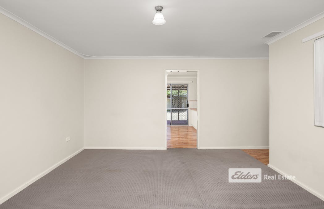 120 Parade Road, Withers, WA, 6230 - Image 4