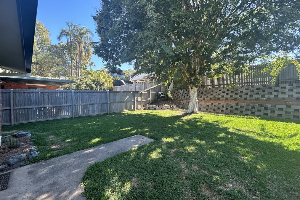 13 Aquarius Street, Clinton, QLD, 4680 - Image 9