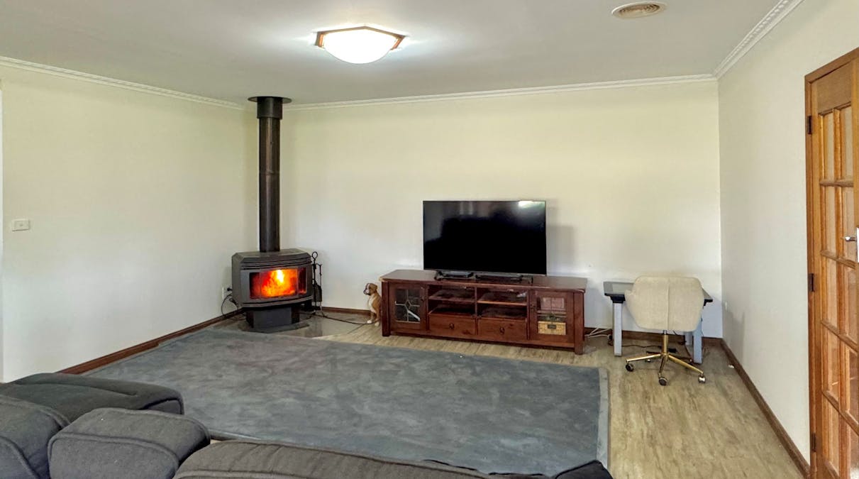 181 Cobden-Terang Road, Cobden, VIC, 3266 - Image 13
