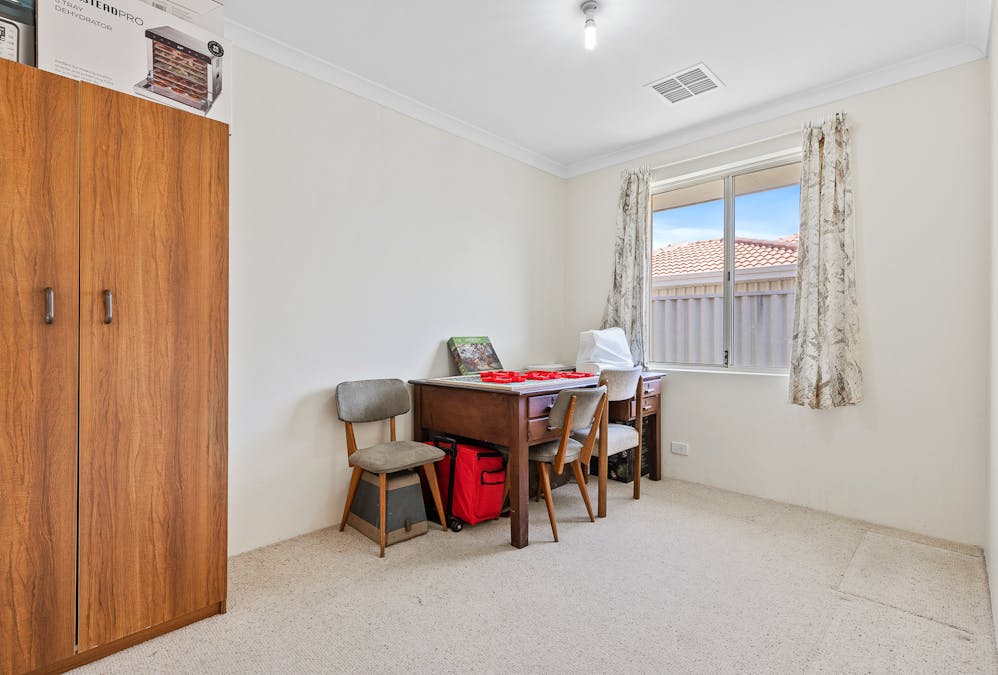 6 Morritt Close, Rockingham, WA, 6168 - Image 15