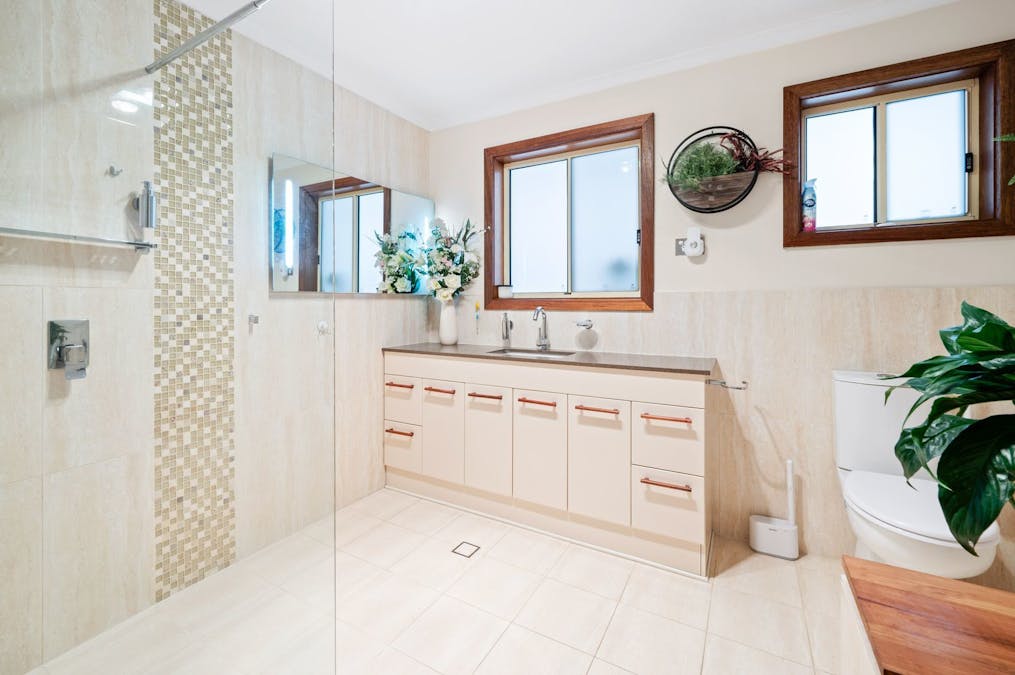 21 Derwent Court , Mount Gambier, SA, 5290 - Image 12
