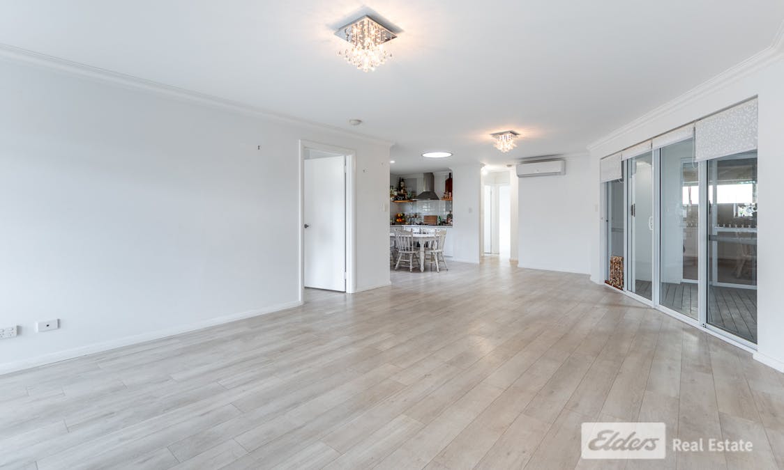 4/50 Lion Street, Centennial Park, WA, 6330 - Image 2