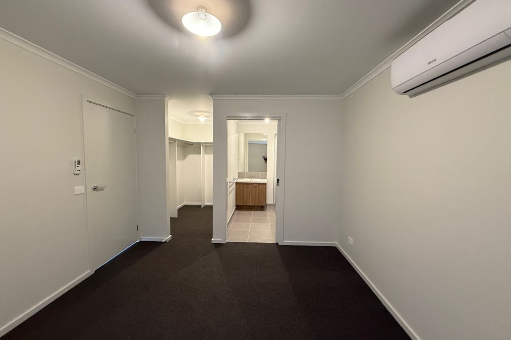 42 Isabella Boulevard, Korumburra, VIC, 3950 - Image 6