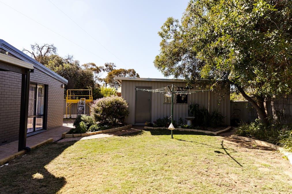 5 Lewis Street, Merredin, WA, 6415 - Image 19