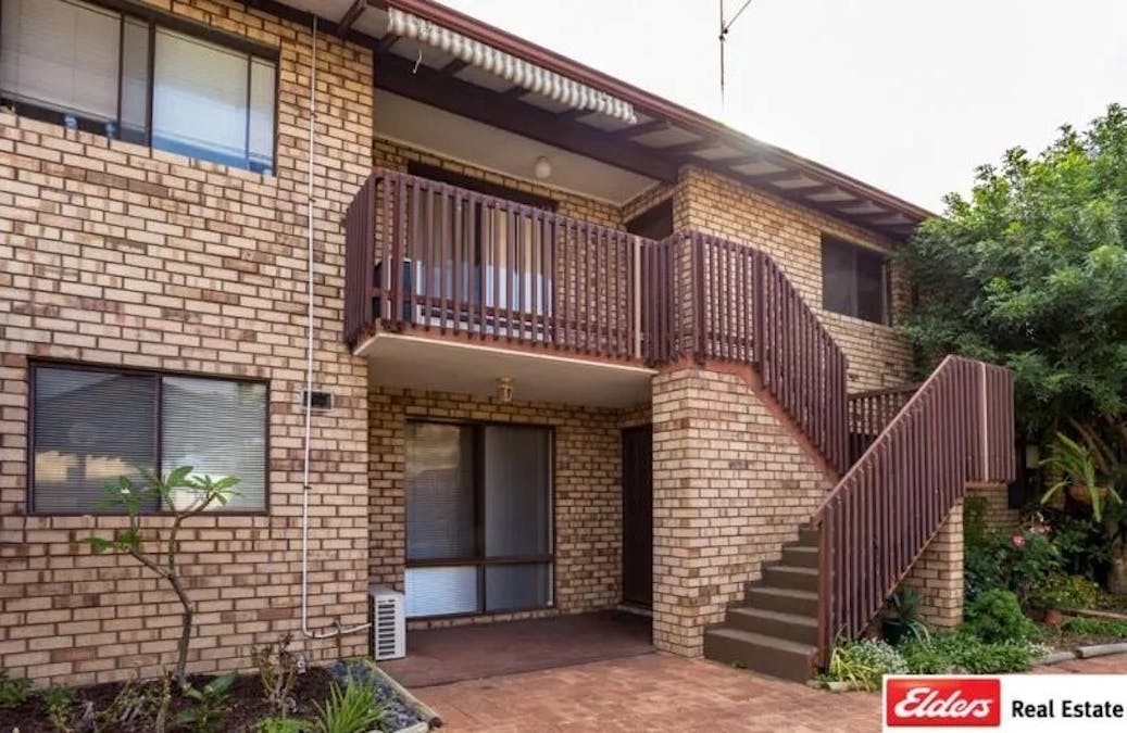 10/13 Strickland Street, South Bunbury, WA, 6230 - Image 1