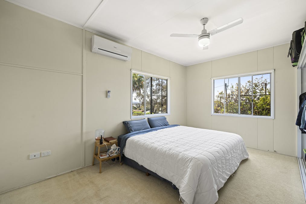 42 Toowoomba Road, Oakey, QLD, 4401 - Image 16