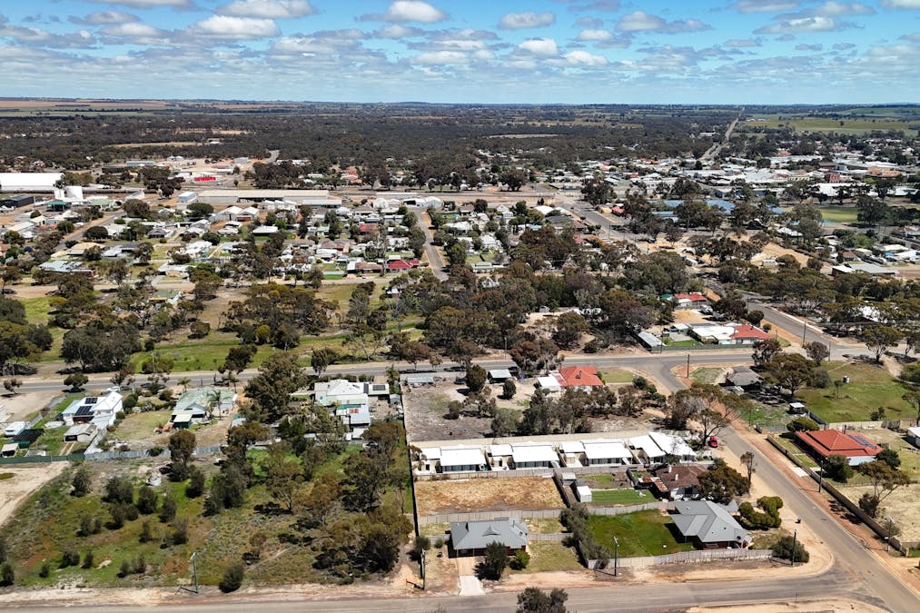 62 Rogers Avenue, Katanning, WA, 6317 - Image 23