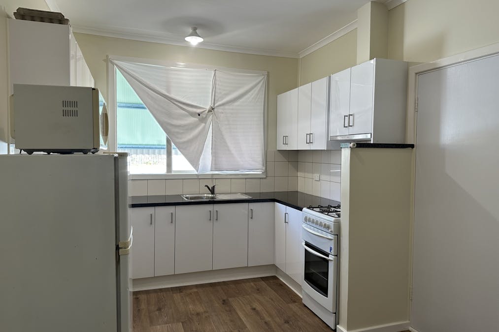 12 Stubbs Street, Wagin, WA, 6315 - Image 3