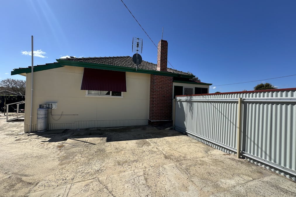 12 Stubbs Street, Wagin, WA, 6315 - Image 18