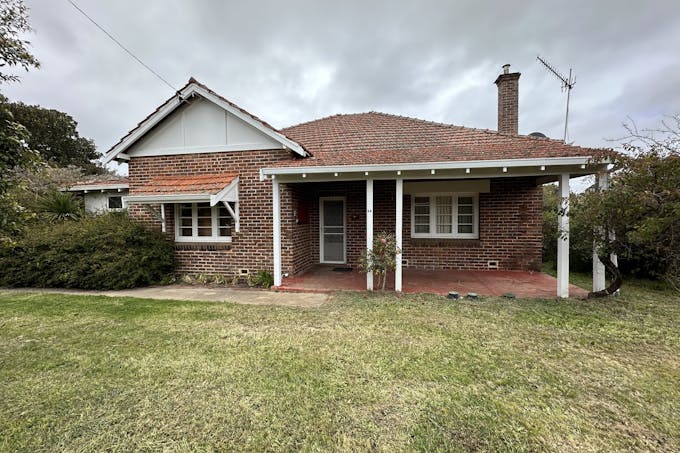 24 Adam Street, Katanning, WA, 6317 - Image 1