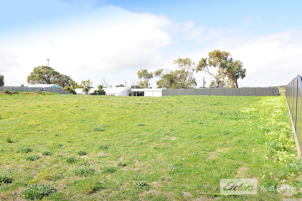 2/DeGuichen Drive, Robe, SA, 5276 - Image 4