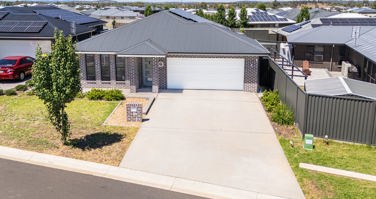 51 Bradford Circuit, Dubbo, NSW, 2830 - Image 1