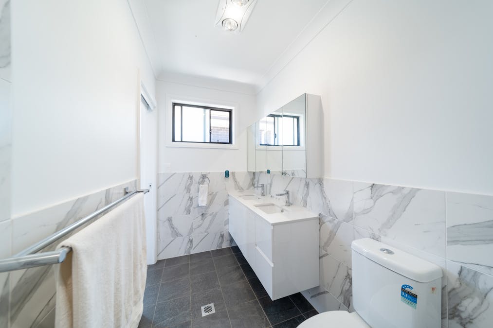 51 Bradford Circuit, Dubbo, NSW, 2830 - Image 7