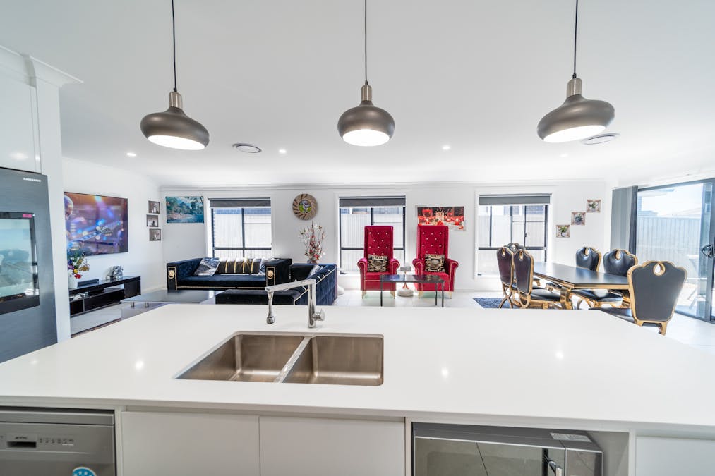 51 Bradford Circuit, Dubbo, NSW, 2830 - Image 11