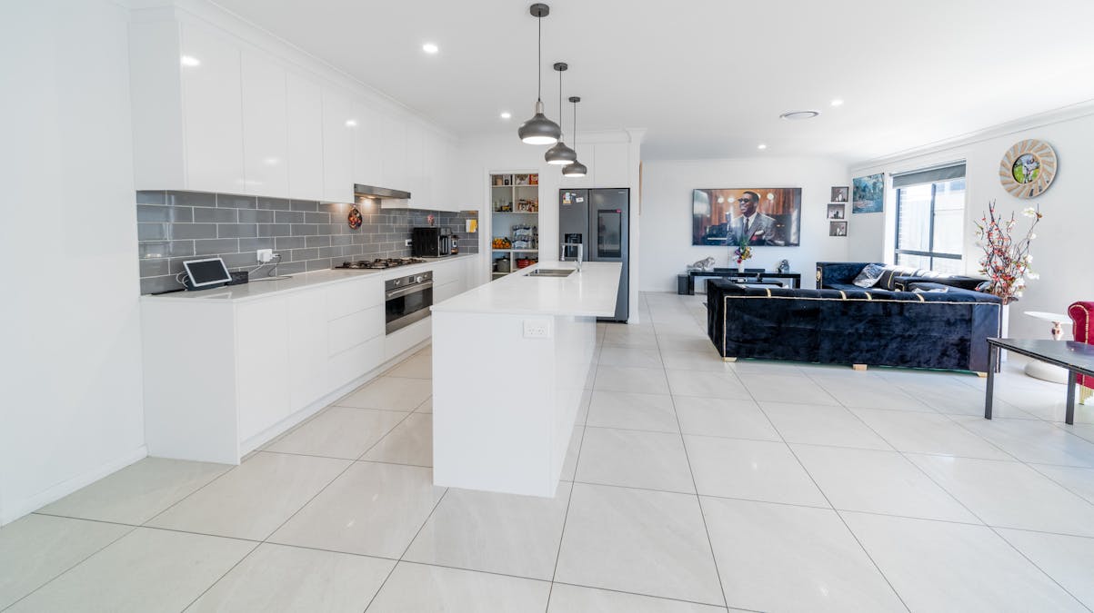 51 Bradford Circuit, Dubbo, NSW, 2830 - Image 6