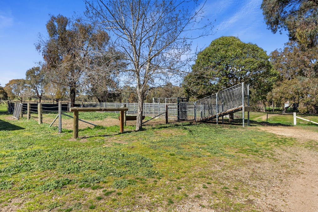 326 Chivers Road, Glenrowan West, VIC, 3675 - Image 25
