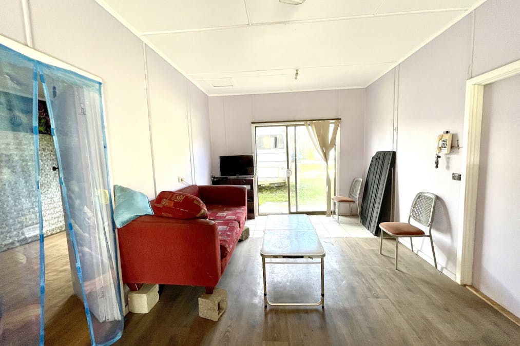 9 Sixth Street, Elliston, SA, 5670 - Image 3