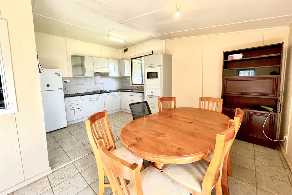 9 Sixth Street, Elliston, SA, 5670 - Image 4