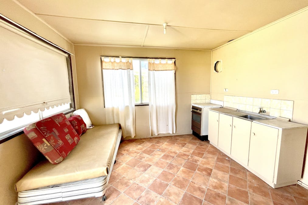 9 Sixth Street, Elliston, SA, 5670 - Image 18