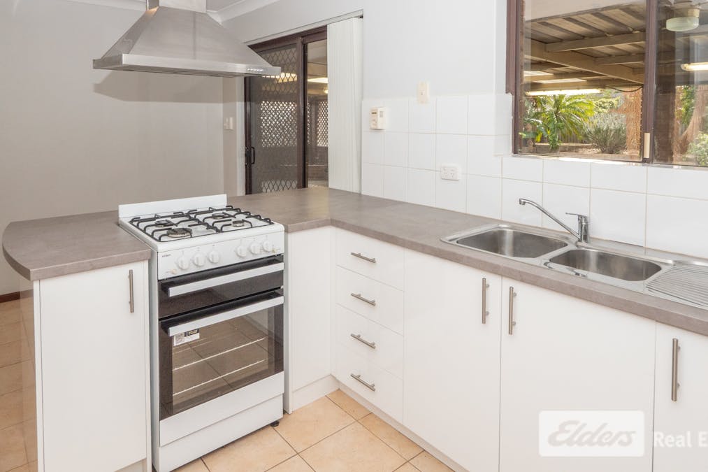 25 Ricketts Street, Rockingham, WA, 6168 - Image 15