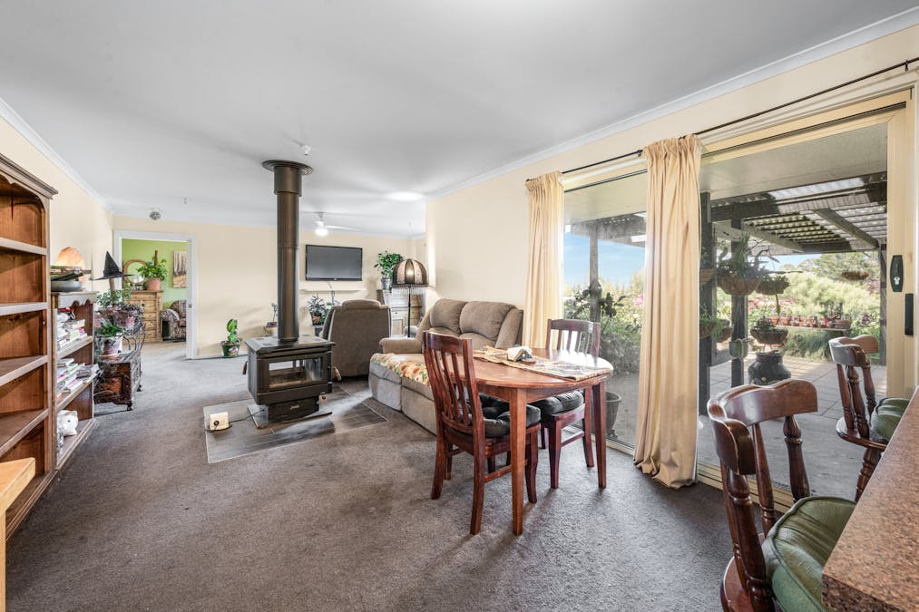 14 Flannagan Flat Rd , Burrungule, SA, 5291 - Image 8