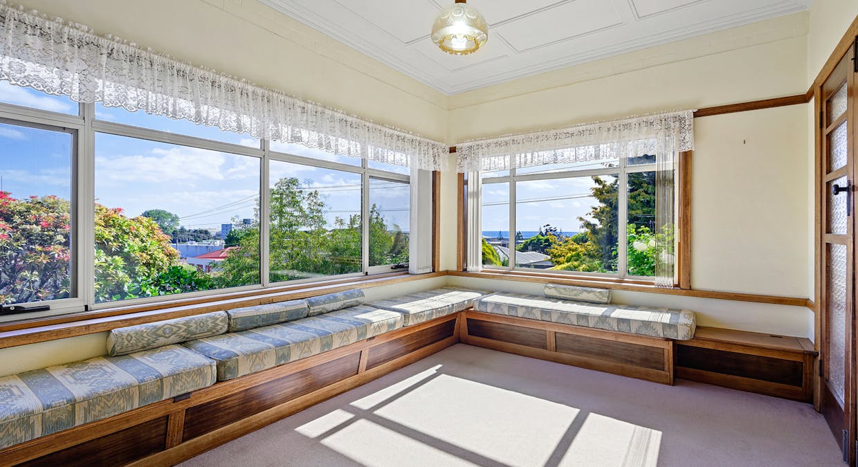 6 Cunningham Street, South Burnie, TAS, 7320 - Image 5