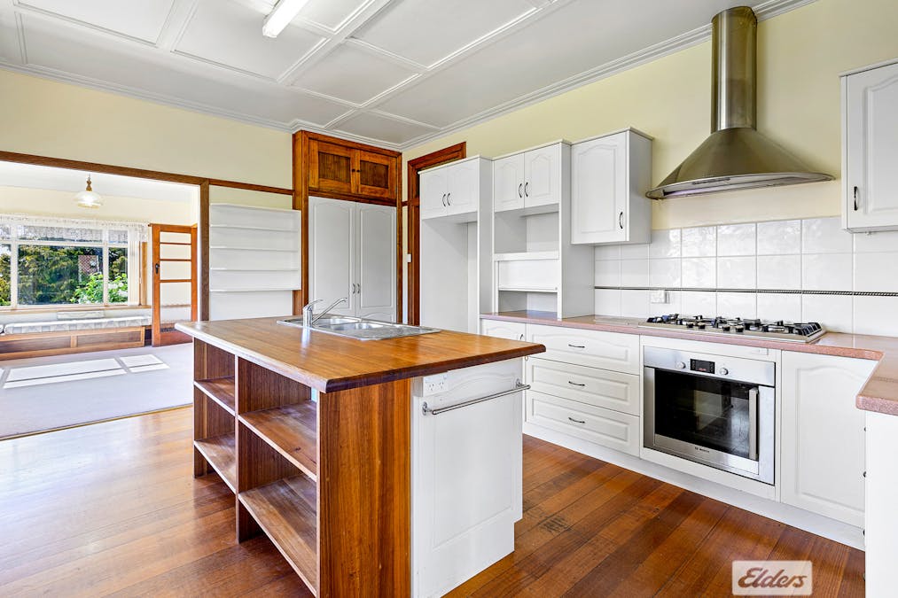 6 Cunningham Street, South Burnie, TAS, 7320 - Image 8