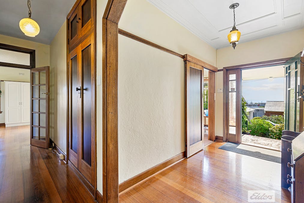 6 Cunningham Street, South Burnie, TAS, 7320 - Image 9