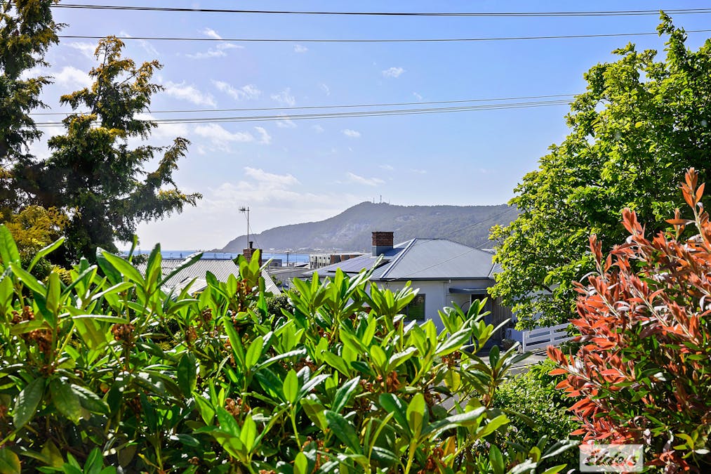 6 Cunningham Street, South Burnie, TAS, 7320 - Image 22