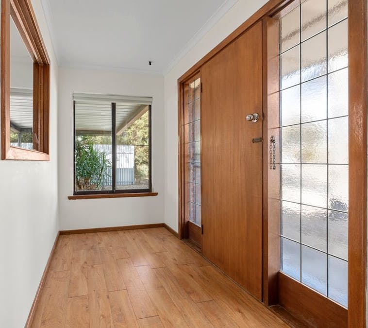 11 Bruce Road, Barmera, SA, 5345 - Image 3