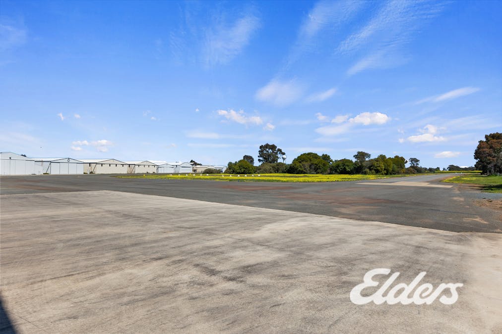 Hangar 10, John Duigan Drive, Yarrawonga, VIC, 3730 - Image 14