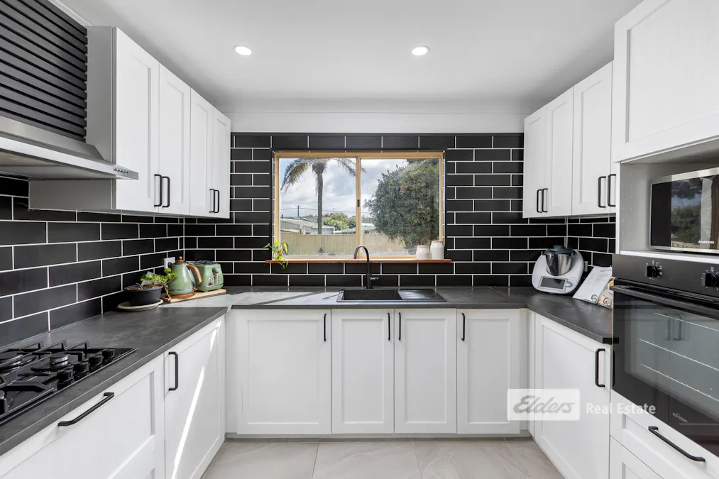 12 Scott Crescent, East Bunbury, WA, 6230 - Image 5