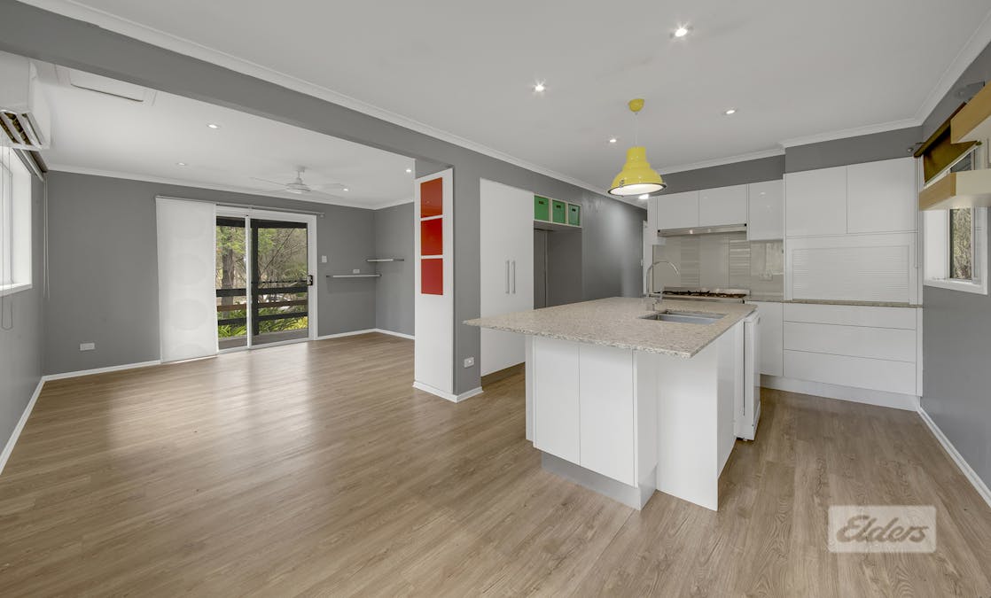 8 Aquarius Avenue, River Ranch, QLD, 4680 - Image 5