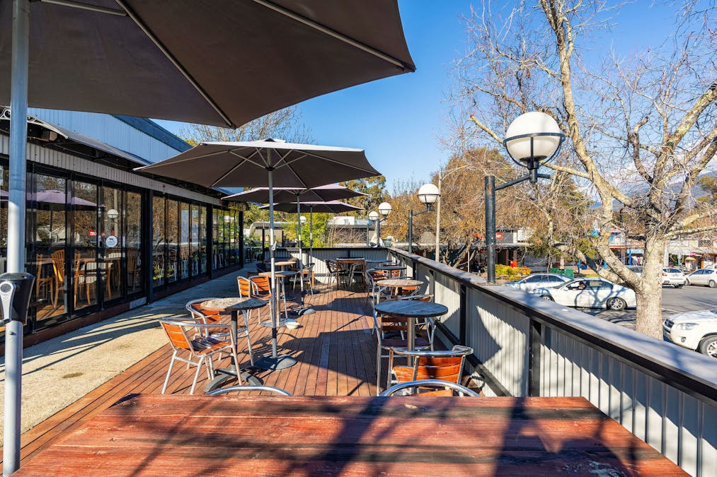 19 Main Street, Eildon, VIC, 3713 - Image 5