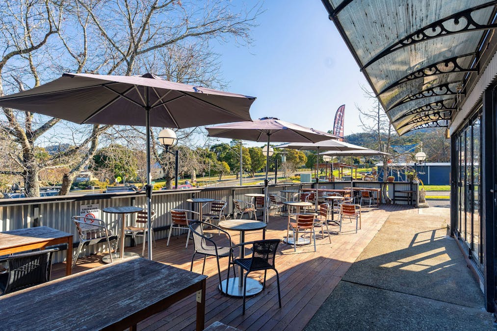 19 Main Street, Eildon, VIC, 3713 - Image 8