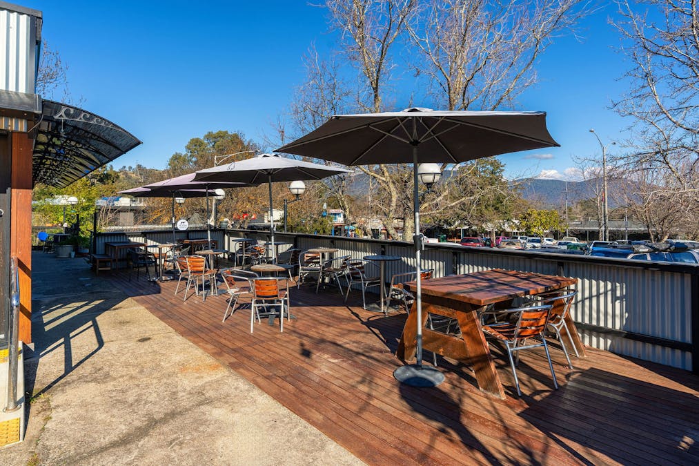 19 Main Street, Eildon, VIC, 3713 - Image 9