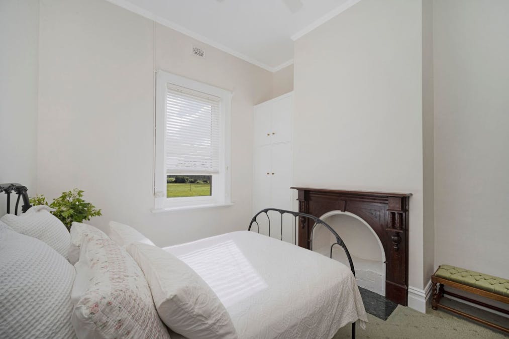 196 Hamilton-Chatsworth Road, Hamilton, VIC, 3300 - Image 13