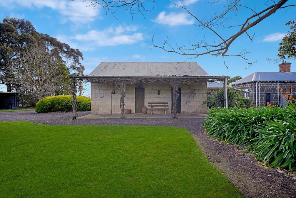 196 Hamilton-Chatsworth Road, Hamilton, VIC, 3300 - Image 18