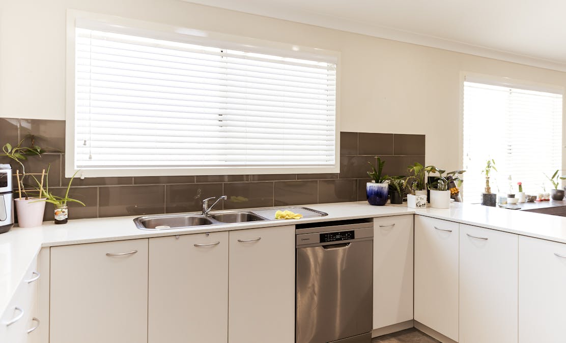 2 Cummings Street, Merredin, WA, 6415 - Image 7