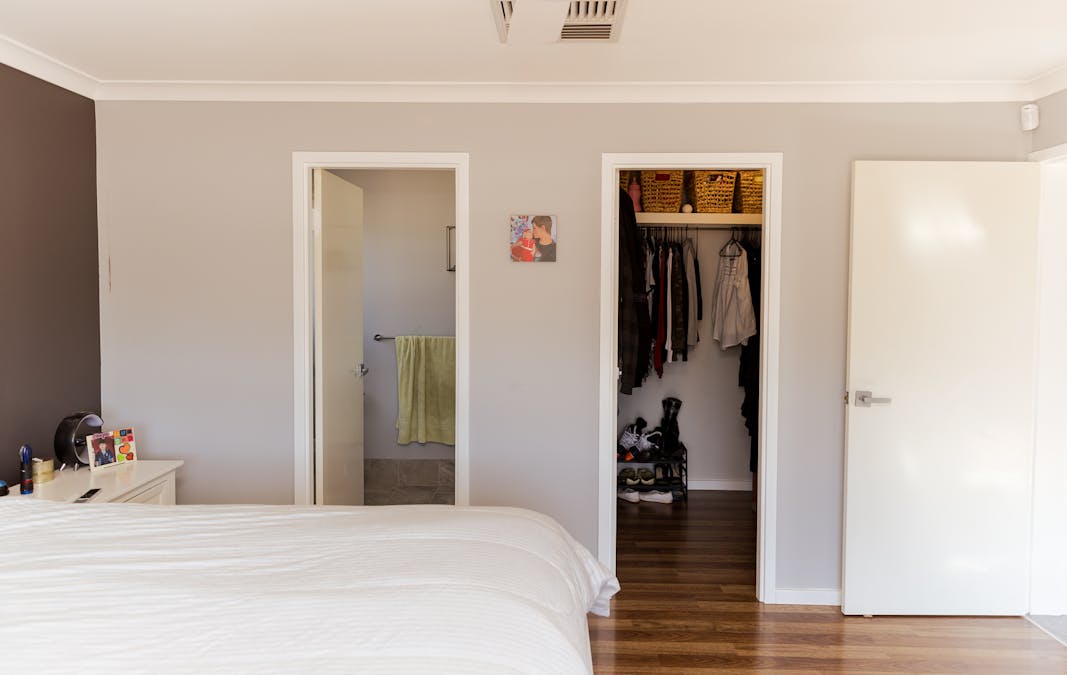 2 Cummings Street, Merredin, WA, 6415 - Image 9