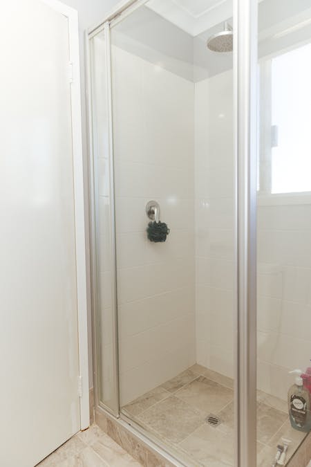 2 Cummings Street, Merredin, WA, 6415 - Image 10