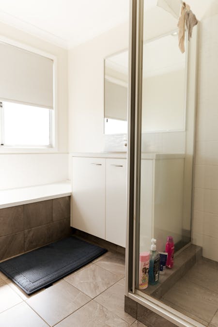 2 Cummings Street, Merredin, WA, 6415 - Image 16