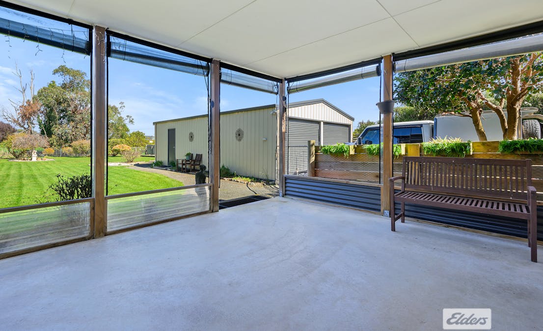 63D Old Bass Highway, Wynyard, TAS, 7325 - Image 13