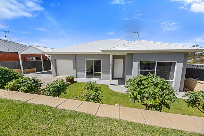 7 Murray Avenue, Woodlane, SA, 5254 - Image 1